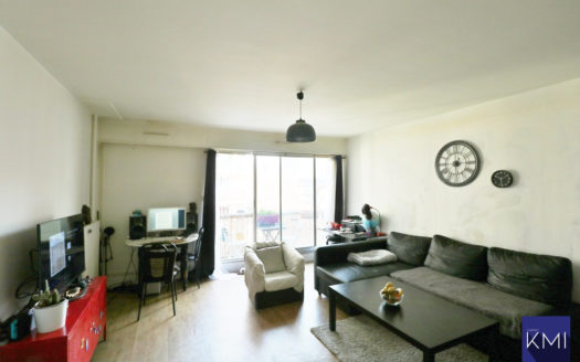 2 Pièces + balcon + cave