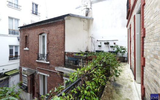 PERE LACHAISE -3 pièces en parfait état avec TERRASSE+CAVE.