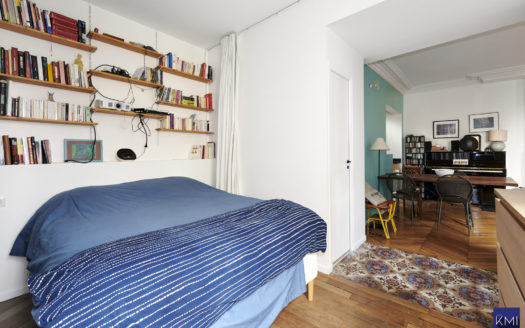 PERE LACHAISE -3 pièces en parfait état avec TERRASSE+CAVE.