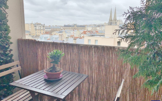 Appartement 2 pièces + cave + poss parking