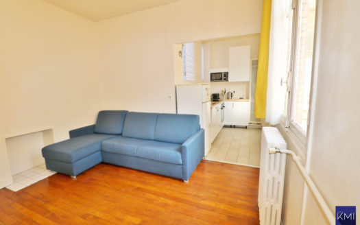 Appartement 2 pièces + balcon + cave