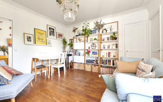 2 PIECES + CAVE – BUTTES CHAUMONT + CAVE