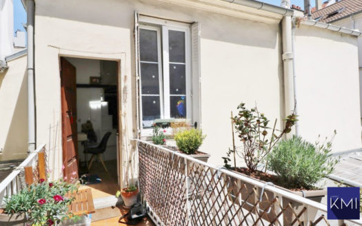 Studio + Mezzanine+ Balcon