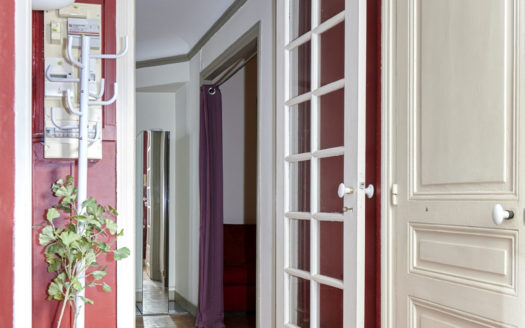 2 PIECES + CAVE + DERNIER ETAGE