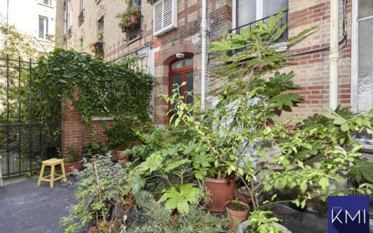 2 PIECES + CAVE + DERNIER ETAGE