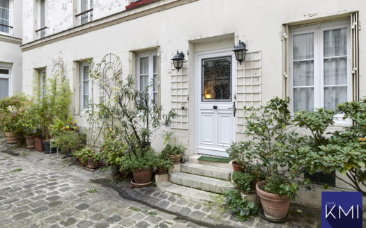 PARMENTIER – 2 pièces type maison + cave