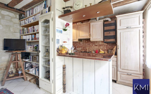 PARMENTIER – 2 pièces type maison + cave