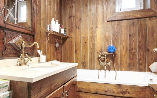 PARMENTIER – 2 pièces type maison + cave