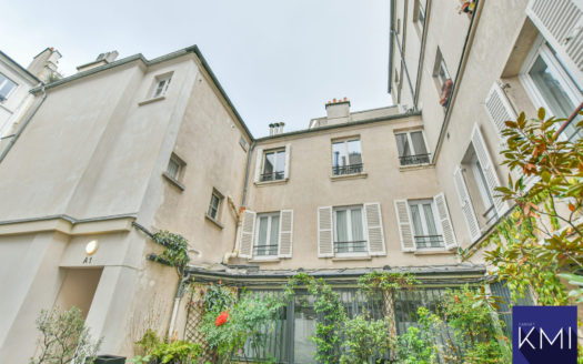 DUPLEX 4/5 PIECES + 2 CAVES