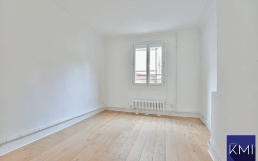 DUPLEX 4/5 PIECES + 2 CAVES