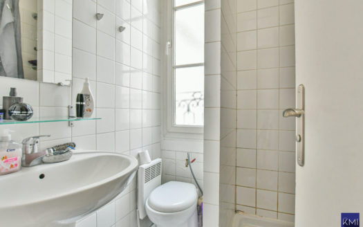 STUDIO -3ème et dernier étage