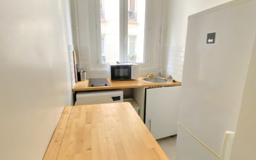 2 pièces refait à neuf VOLTAIRE