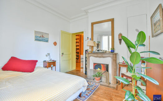 Appartement de 3 pièces + cave + poss parking en sus