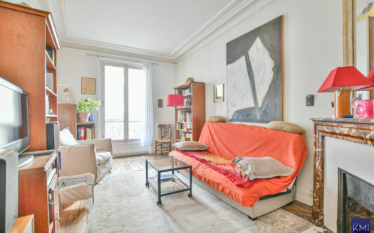 Appartement de 3 pièces + cave + poss parking en sus