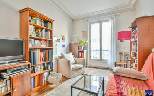 Appartement de 3 pièces + cave + poss parking en sus