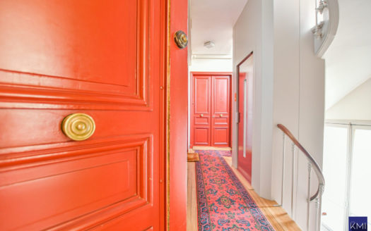 Appartement de 3 pièces + cave + poss parking en sus